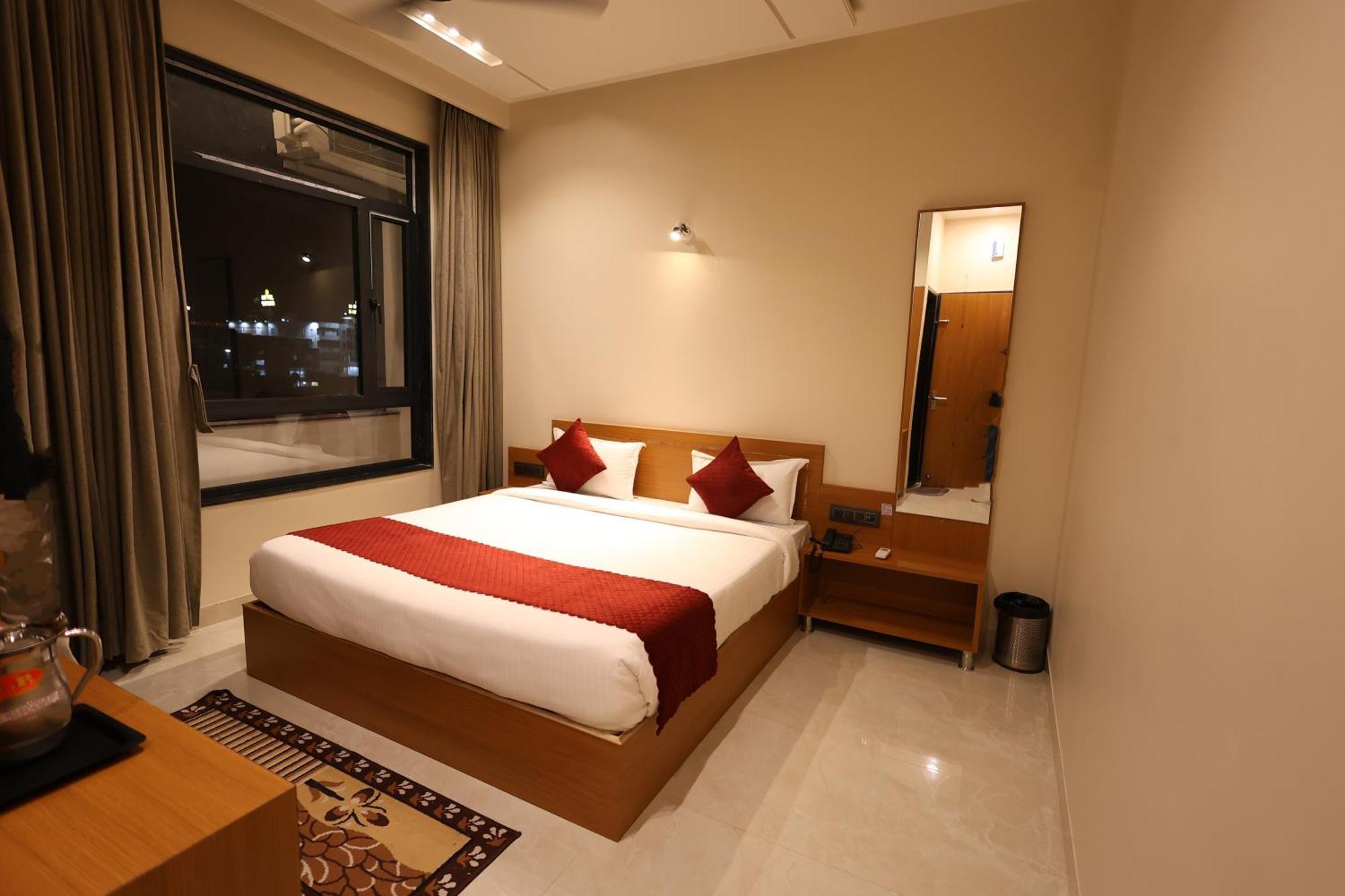 The Tri Arrow Hotel Khatu Exterior photo
